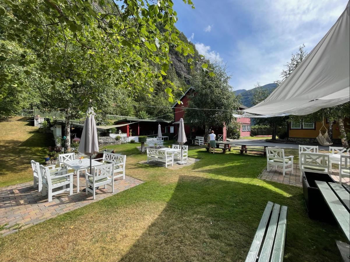 Valldal Fjord Lodge B&B Exterior photo