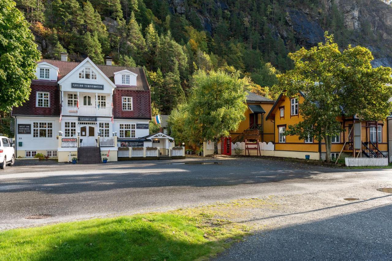 Valldal Fjord Lodge B&B Exterior photo